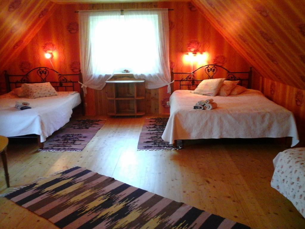 Tonise Holiday Houses Lilbi  Værelse billede